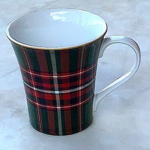 222 FIFTH WEXFORD GREEN CUP PORCELAIN PLAID GOLD TRIM